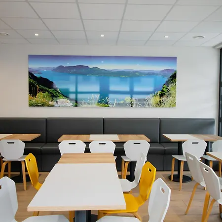 Aix-les-bains Hotel 2*