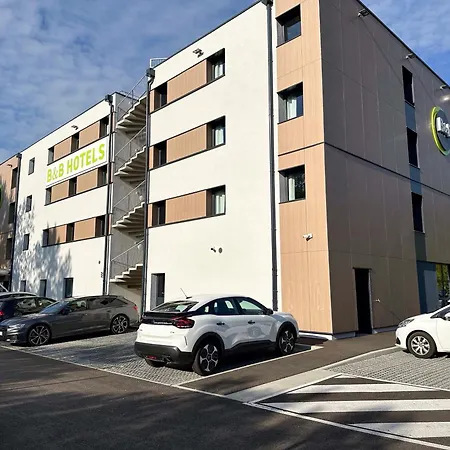 Aix-les-bains 2* جْروزي سور أكْسْ