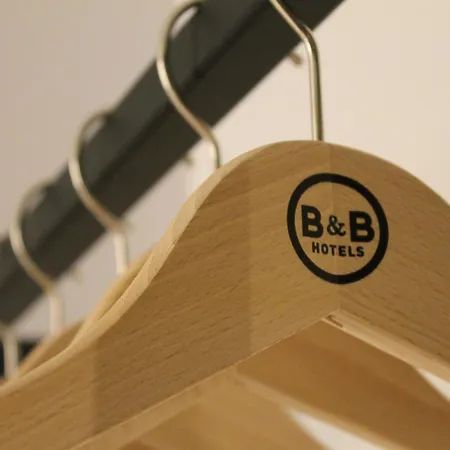 호텔 Aix-les-bains 2*