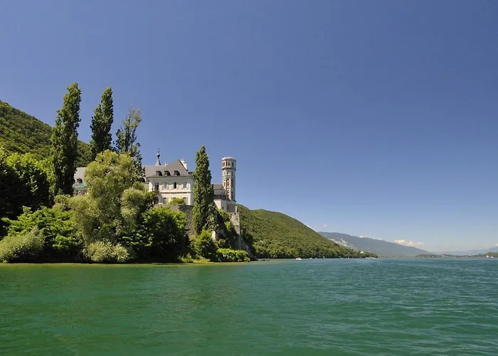 Aix-les-bains فندق