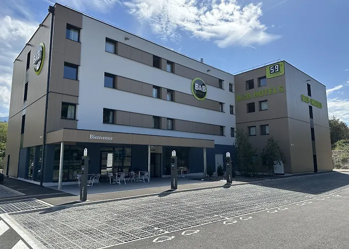 فندق Aix-les-bains 2*